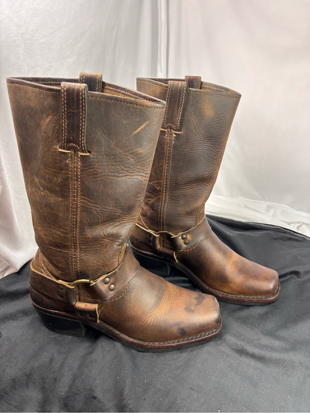 FRYE Harness 12R Brown Distressed Leather Boots Women’s Size 7.5 M - Picture 5 of 8